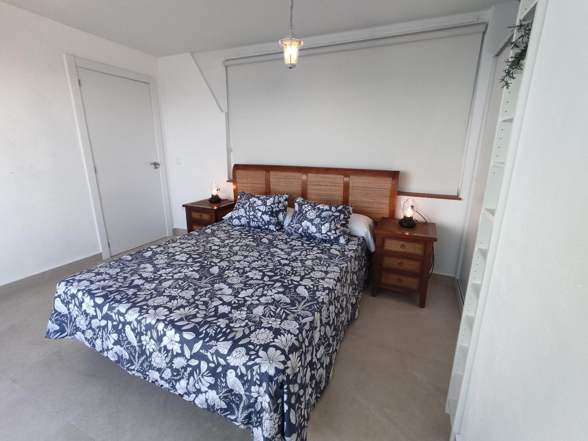 Front Sea View Penthouse Apartment Естепона Екстериор снимка